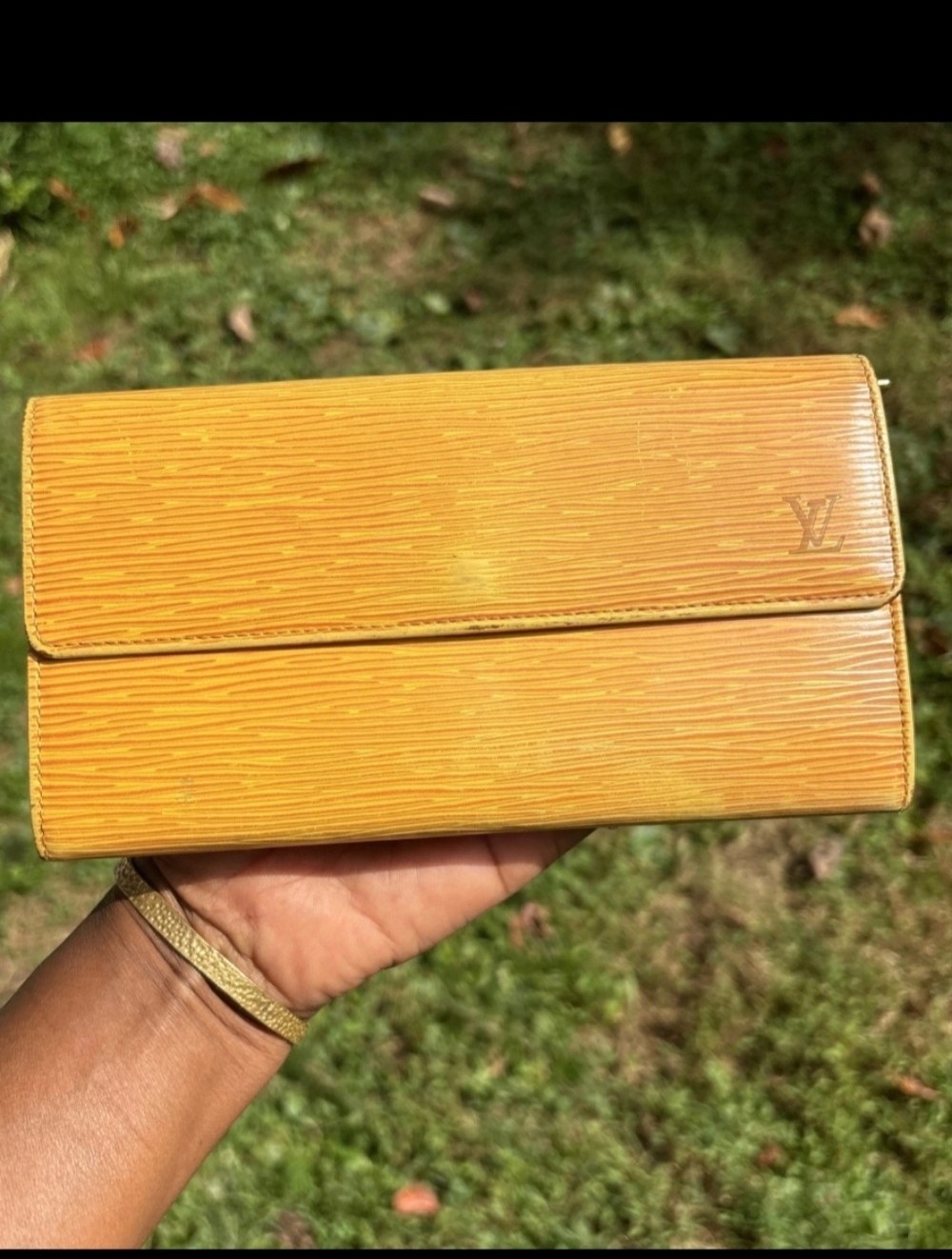Authentic Louis Vuitton Yellow Epi Leather Clutch Wallet